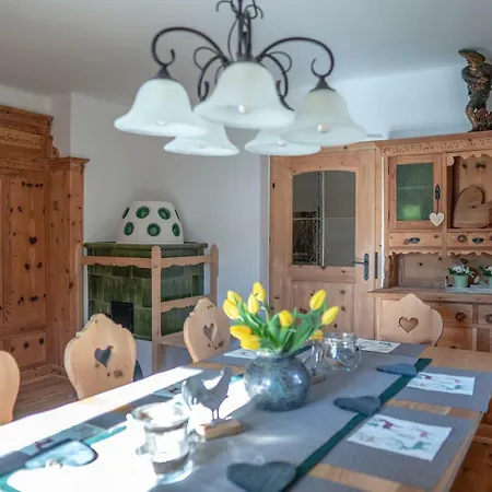 Traditionell-modernes Haus In Hoetting בית נופש